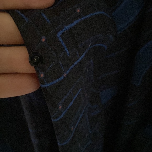 TROUVÉ front twist knot blouse; excellent used condition - Picture 5 of 6